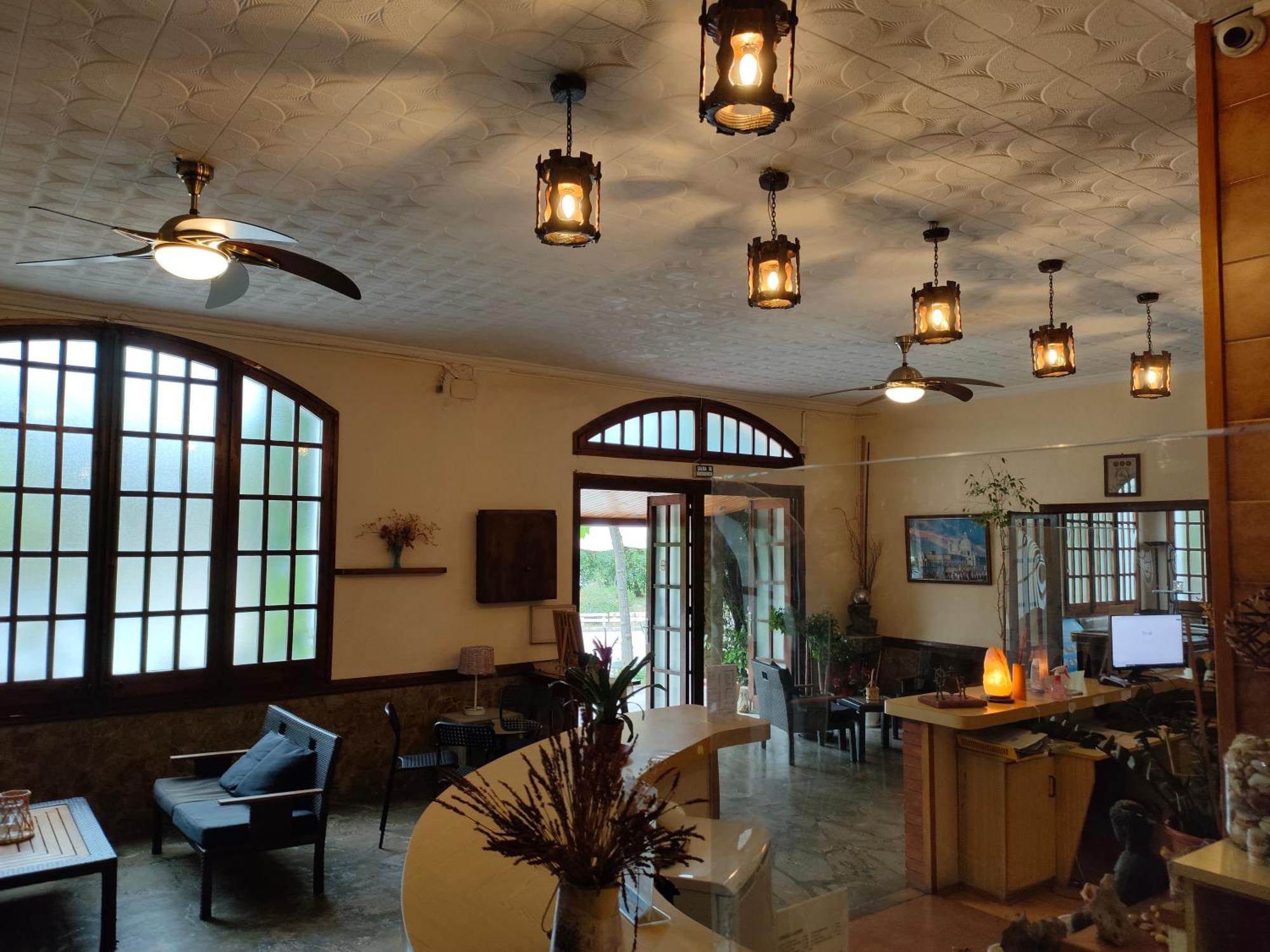 Hostal Los Pinares Lloret de Mar Kültér fotó