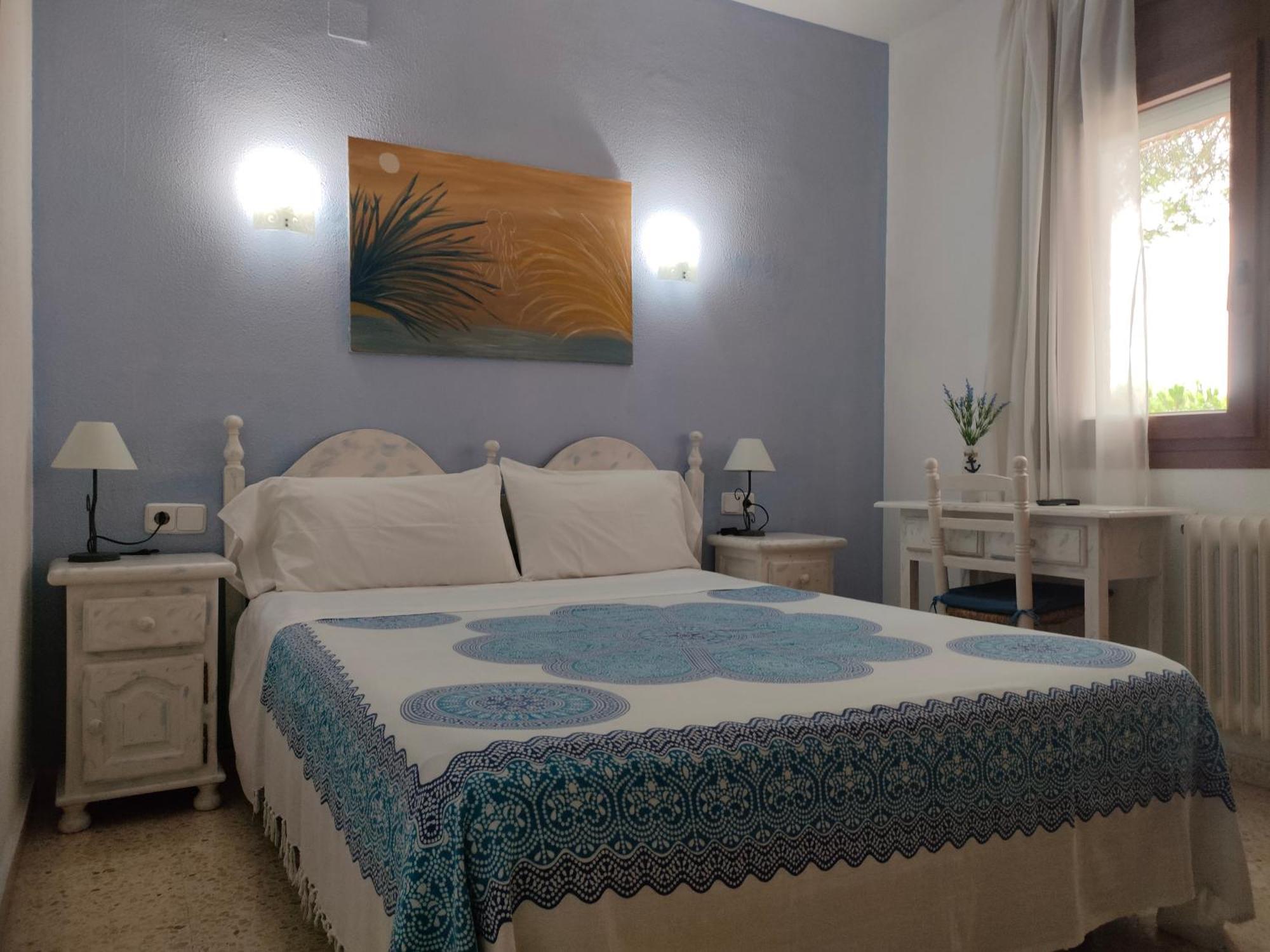 Hostal Los Pinares Lloret de Mar Kültér fotó