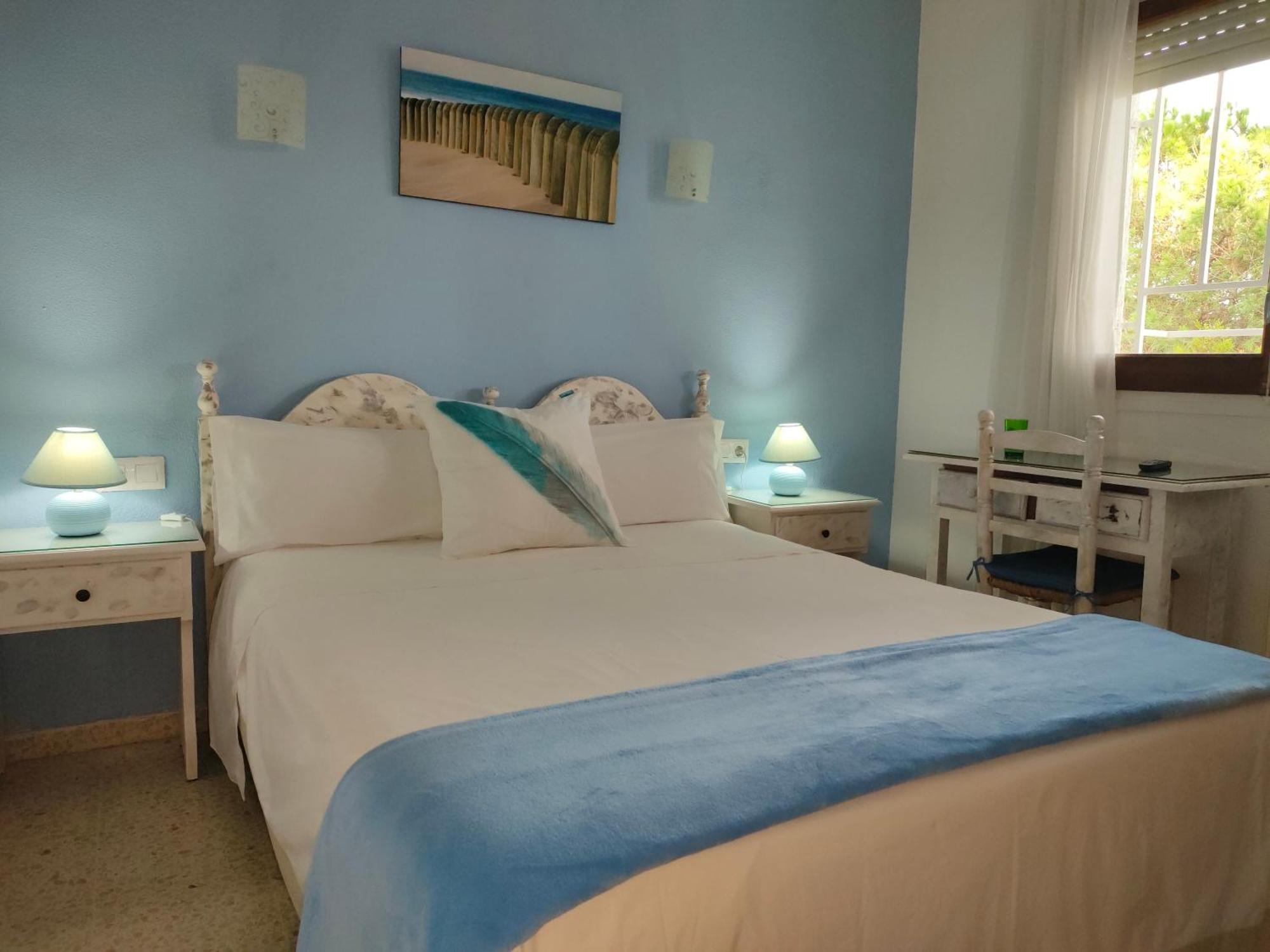 Hostal Los Pinares Lloret de Mar Kültér fotó