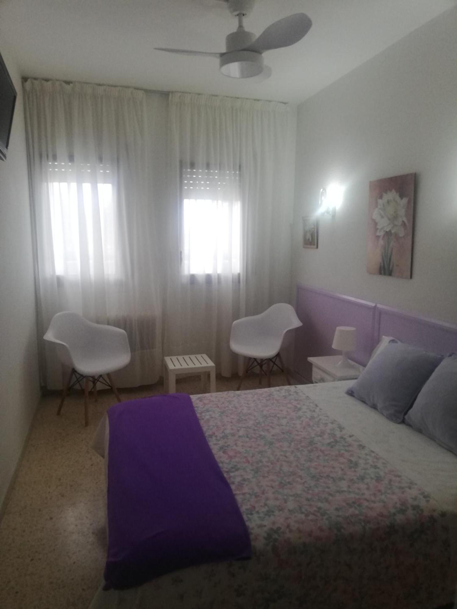 Hostal Los Pinares Lloret de Mar Kültér fotó